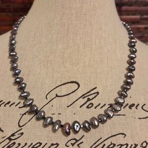 Elegant Silver Peacock Freshwater Pearl Necklace. NWOT